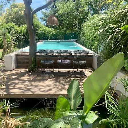 Entre Nature Et Villa Lattes